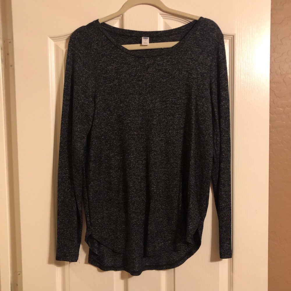 Old Navy long sleeve T-shirt